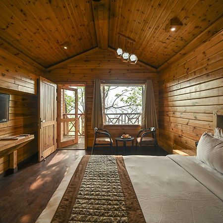 Aavaas Hill Resort Лансдаун Экстерьер фото