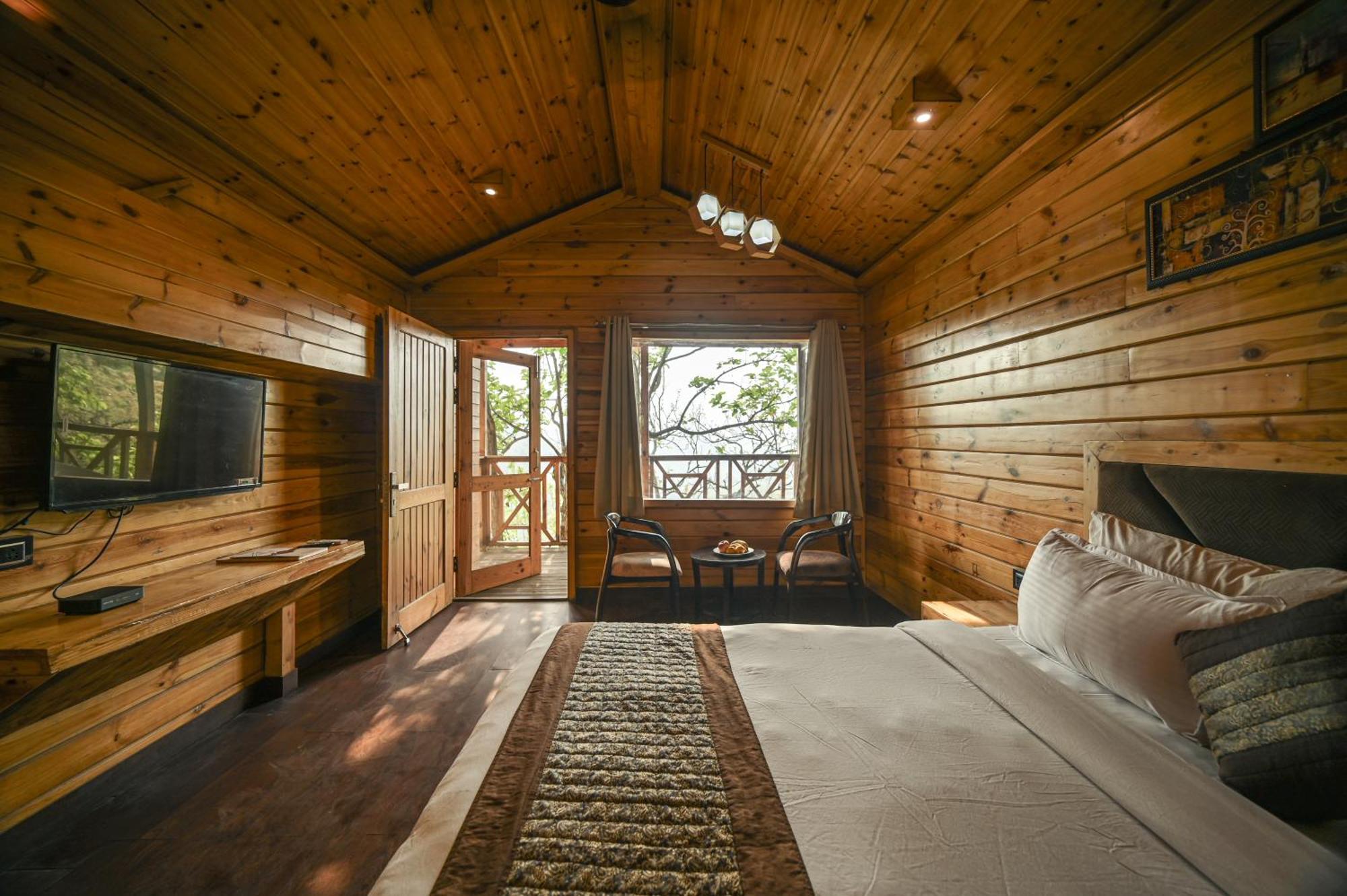 Aavaas Hill Resort Лансдаун Экстерьер фото